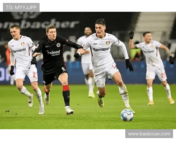 德甲实力派新援表现稳健，竞争力持续提升