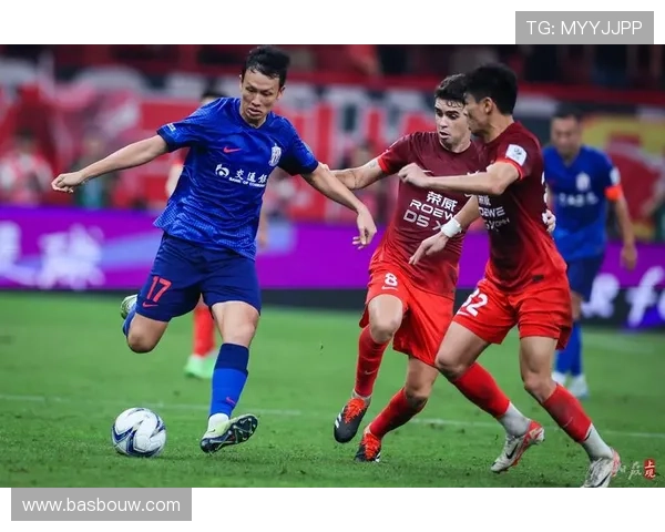 上海海港是否具备王朝根基,球队稳定性与竞技上限对夺冠走势形成考验 上海海港是否具备王朝根基,球队稳定性与竞技上限对夺冠走势形成考验