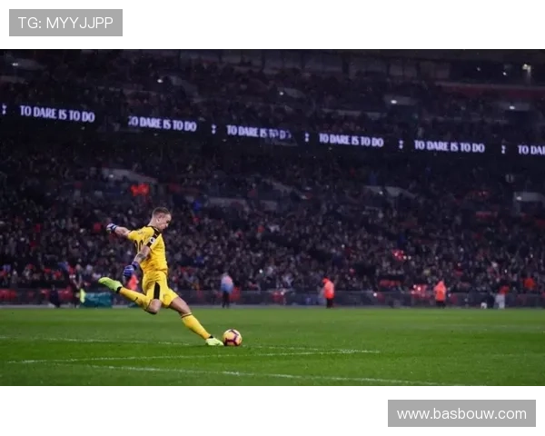 阿利松:高价引援到世界顶级门将的蜕变解析 阿利松:高价引援到世界顶级门将的蜕变解析