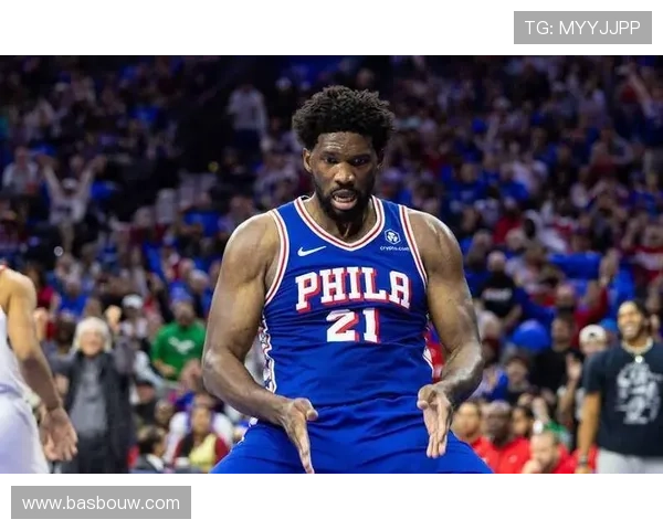 乔尔·恩比德家里的健身房感觉比我整个小区还奢侈？开什么玩笑啊！